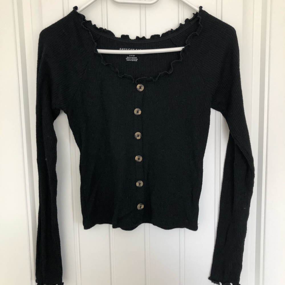 Long sleeve American Eagle shirt